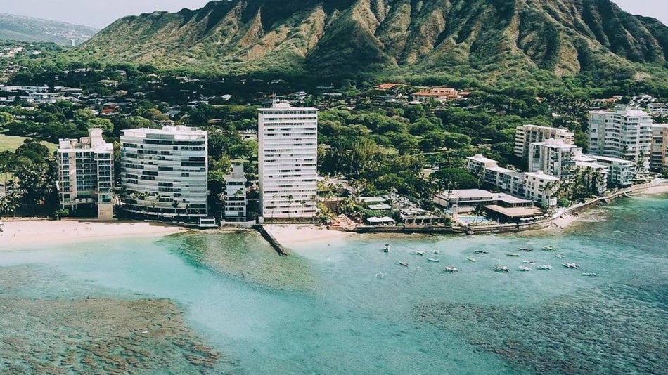 Hawaii Glass Bottom Boat Tour ﻿🐠 2023 Discounts & Reviews