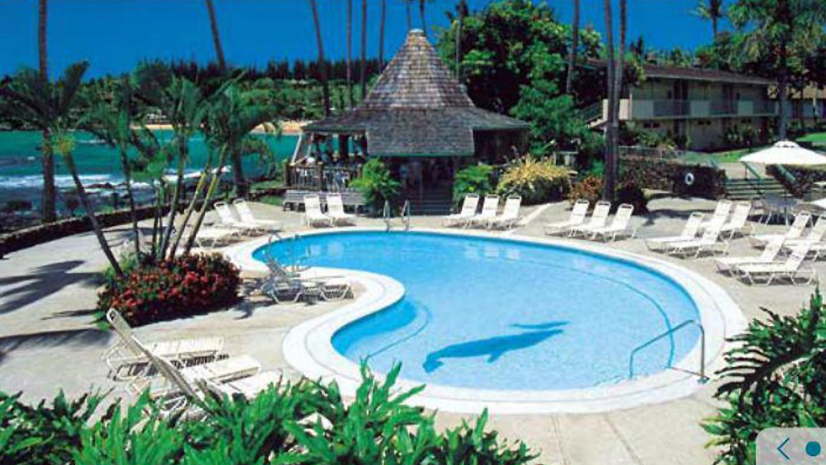 Pool and Cabana at Outrigger Napili Shores - Maui, Hawaii, USA