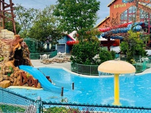 Hotels in Branson MO with Indoor Pool: ﻿15 Amazing Places to Stay