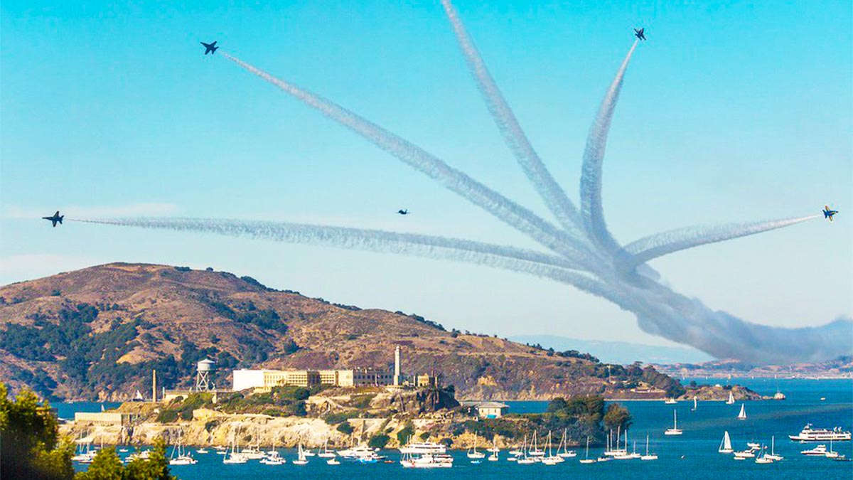 fighter planes flying over san francisco for fleet week