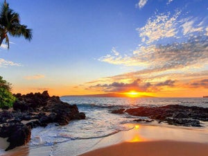 Best Places to Visit in Hawaii for Couples: 35 Romantic Things to Do