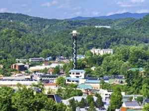 Cheap Family Things to Do in Gatlinburg TN: 9 Budget-Friendly Activities