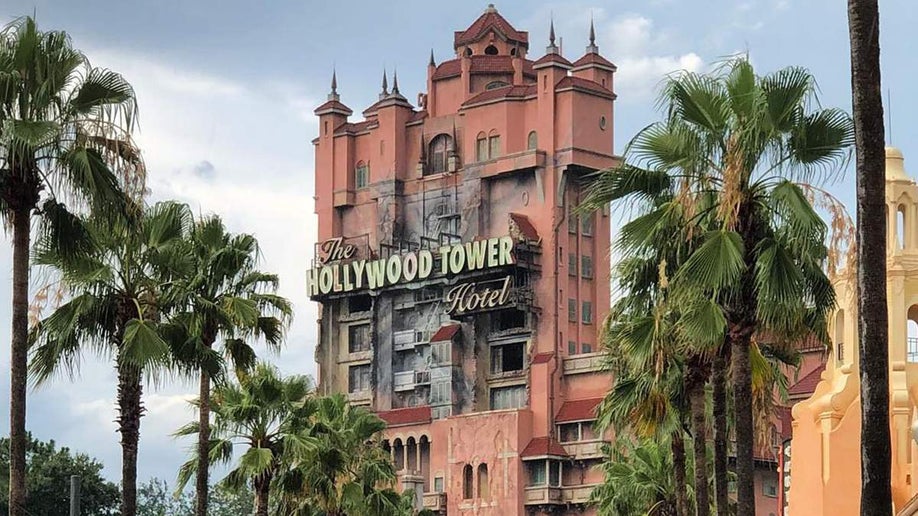 disney's hollywood studios the twilight zone tower of terror exterior