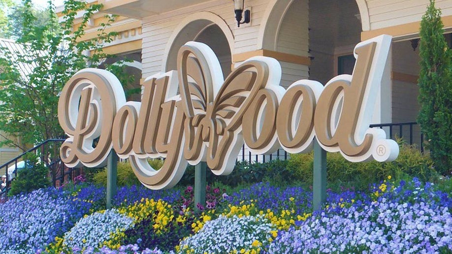 entrance to dollywood in Pigeon Forge, Tennessee, USA