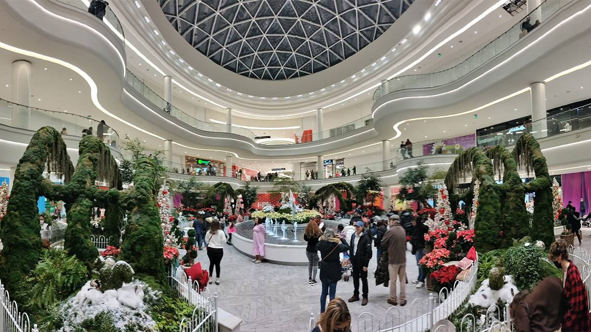 Louis Vuitton Saks American Dream Store in East Rutherford, United