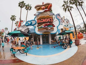 Universal's Islands of Adventure Dining Guide