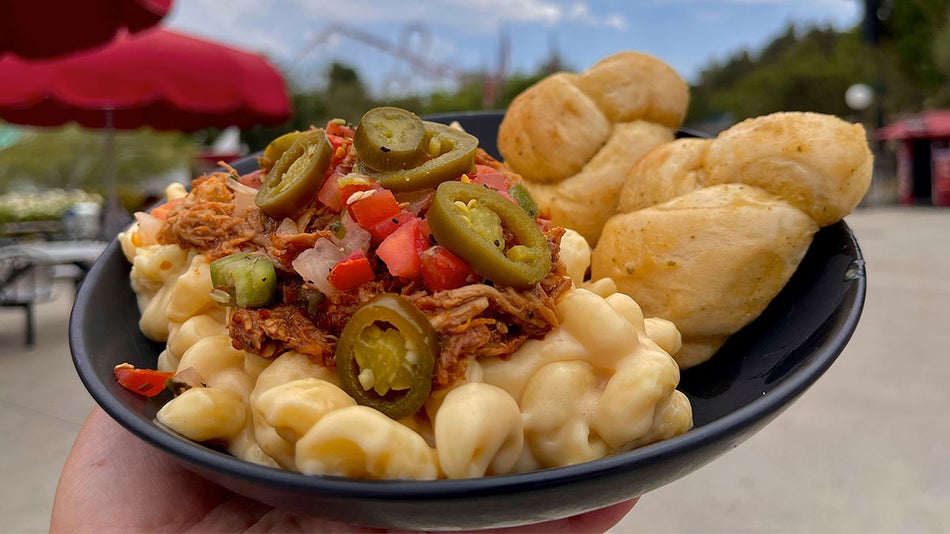 close up of Maxd Out Mac and Screaming Spuds dish at Six Flags Magic Mountain in Los Angeles, California, USA