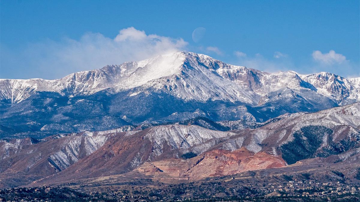 aerial view of Pikes Peak Mountain in Colorado, USA