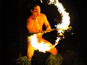 Paradise Cove Luau vs Polynesian Cultural Center: Which is Better?