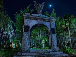 Savannah Halloween: 11 of the Spookiest Events and Tours