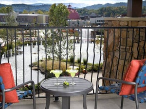 How to Score the Best Pigeon Forge Hotel Deals