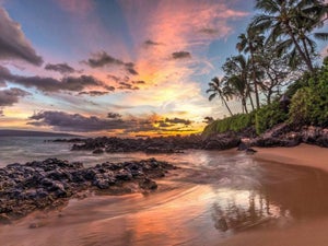 Sunset in Maui: Best Places, Times, and Photo Spots