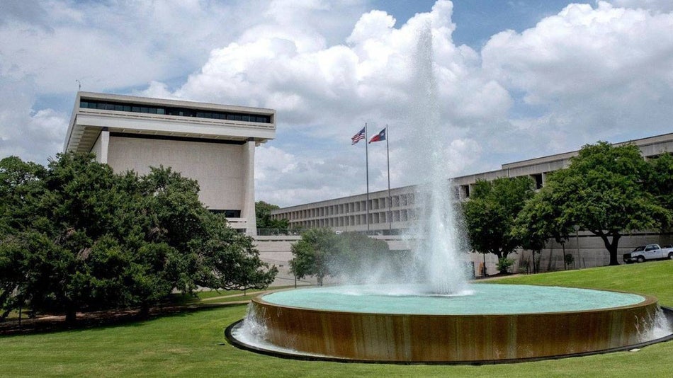 Exterior view and fountains at Lyndon Baines Johnson Library and Museum in Austin, Texas, USA