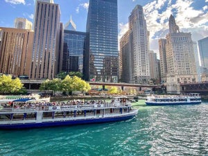 Chicago River Cruises - 2023 Discount Tickets & Reviews