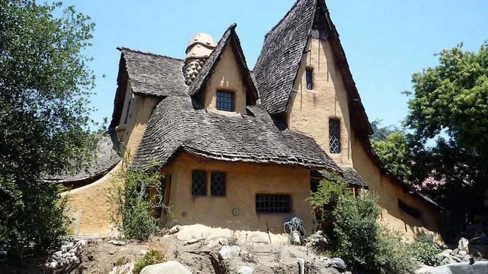 Front Exterior view of the Spadena Witch House - Los Angeles, California, USA