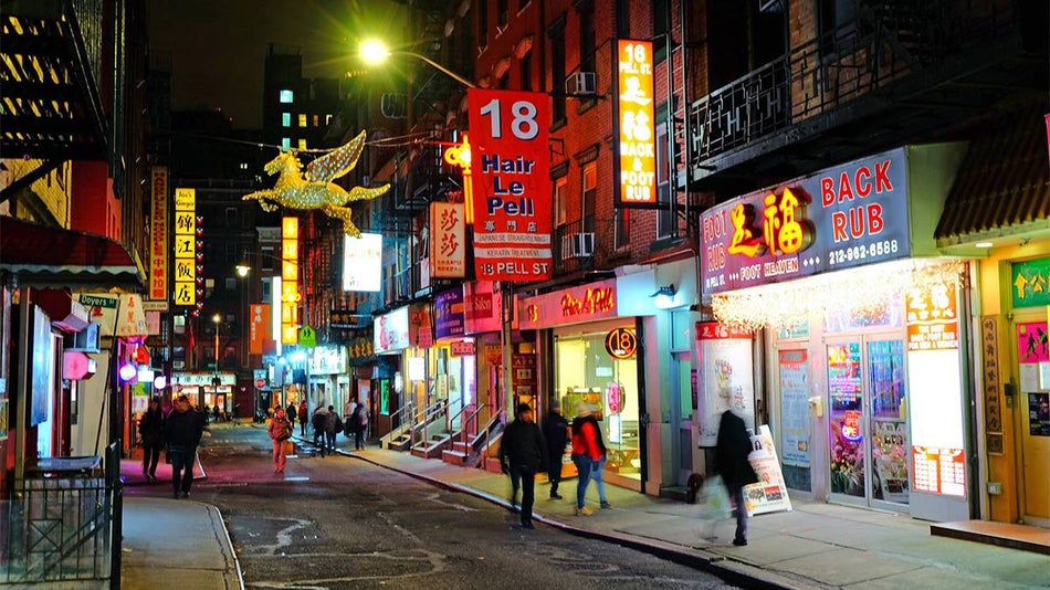 external view of restaurants in chinatown in new york city