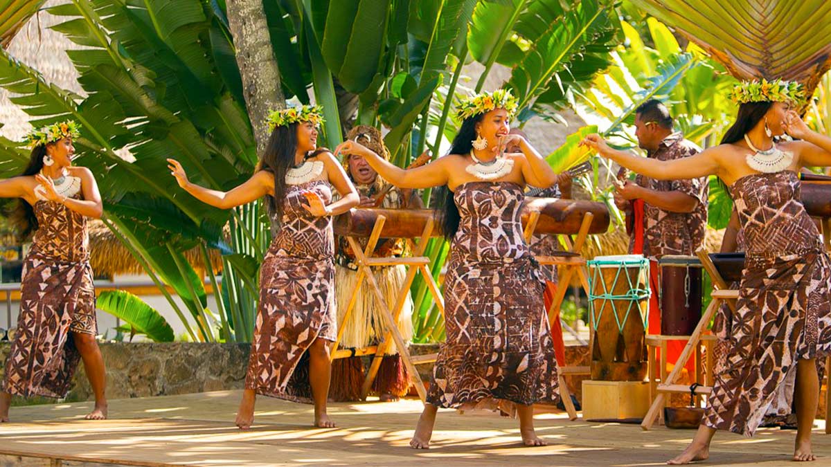 Women in traditional clothing Dancing at the Polynesian Cultural Center - Oahu, Hawaii, USA