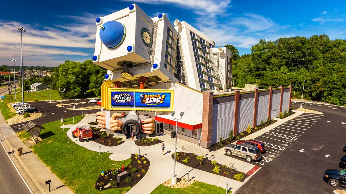 exterior view and parking lot of Beyond The Lens! Family Fun in Pigeon Forge, Tennessee, USA