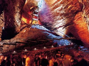 Discover the Natural Wonder of Cave Tours in Branson MO