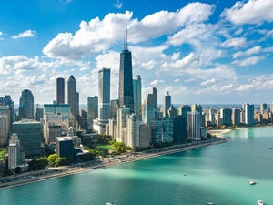 9 Chicago Tourist Spots Worth the Crowds