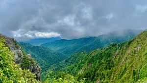 The Complete Guide to Smoky Mountain National Park