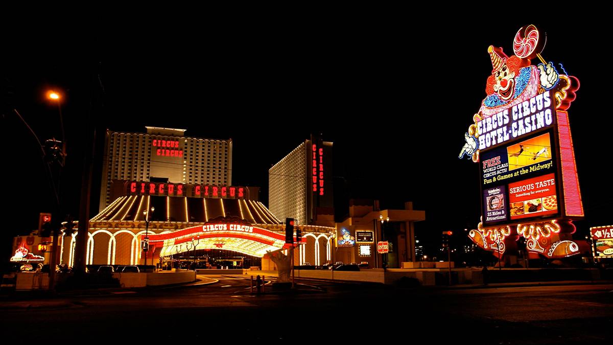 exterior view of building and entrance sign to Circus Circus Hotel and Casino in Las Vegas, Nevada, USA