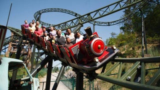 roller coaster ride at dollywood in pigeon forge