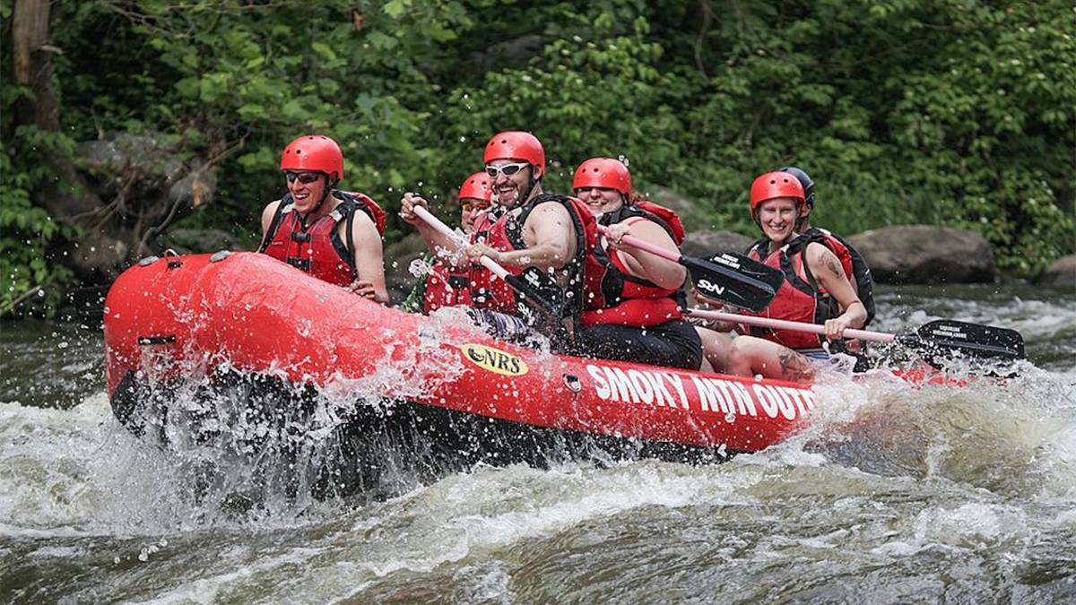 People White Water Rafting with Smoky Mountain Outdoors - Pigeon Forge, Tennessee, USA