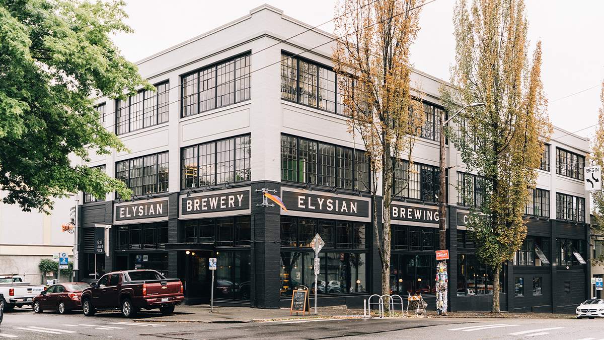 external view of elysian brewery brewing company in Seattle Washington, USA