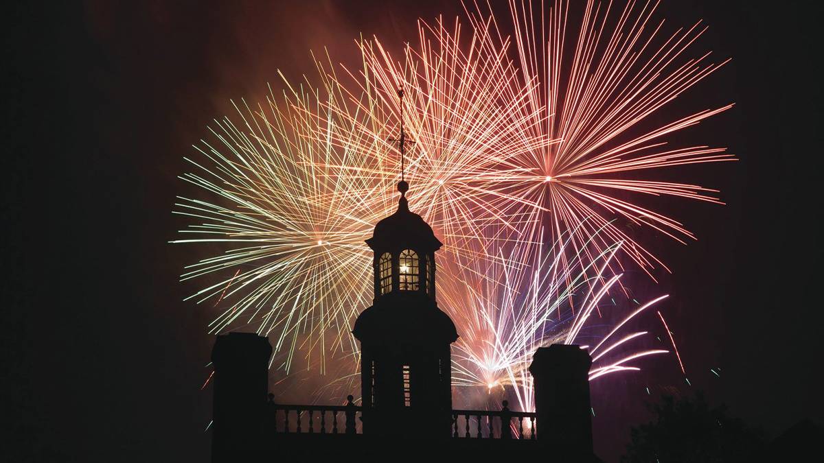 fireworks over colonial williamsburg