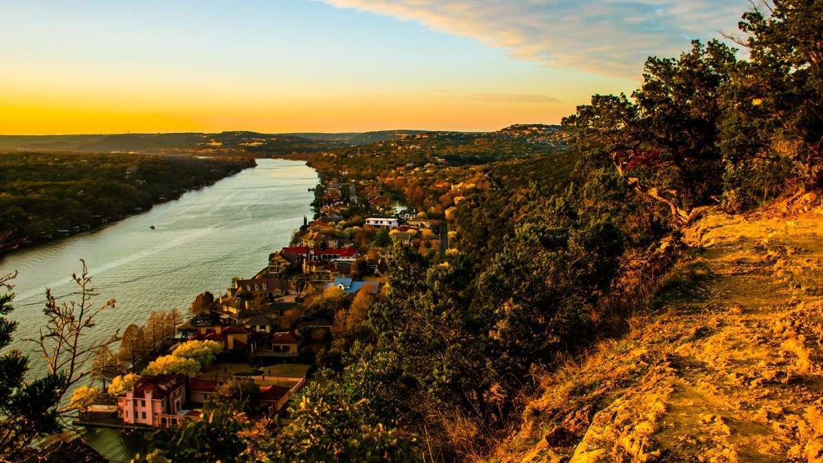 Dusk view of river from Mt Bonnell in Austin Texas