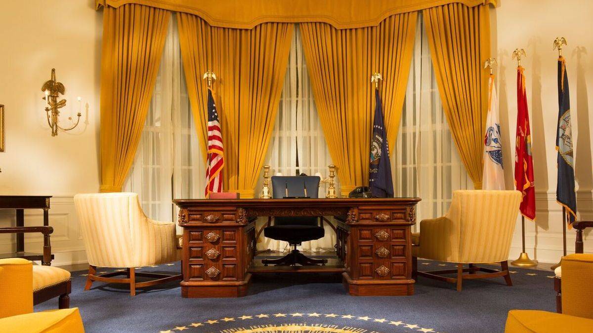 Replica of President Nixon's oval office at the Richard Nixon Presidential library
