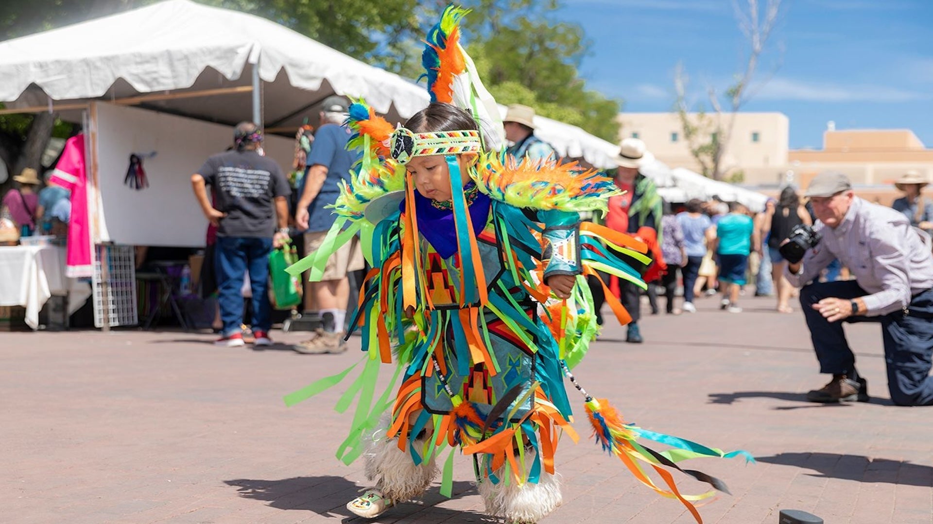 a kid in Indian costume