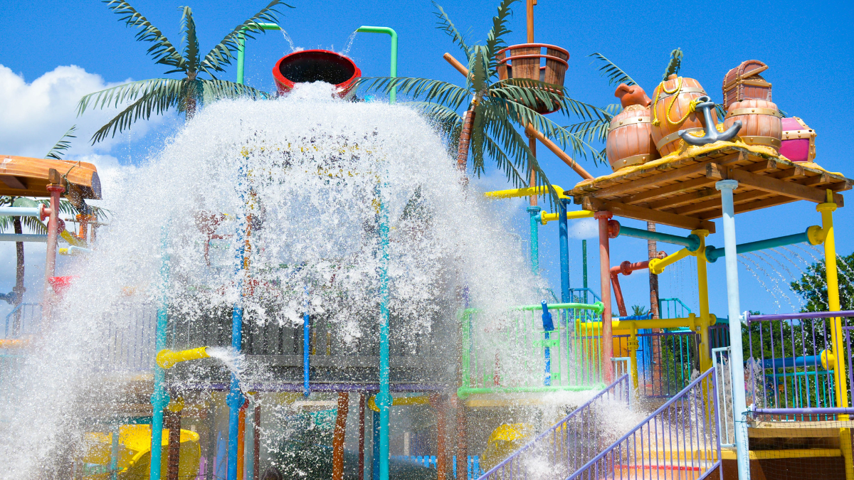 Colorful splash fountains at Wet’n Wild Emerald Pointe.