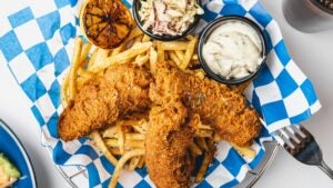 chicken and fries with dips