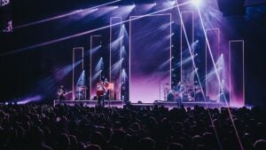 sam hunt performance on stage in front of crowd at the chelsea in cosmopolitan hotel las vegas