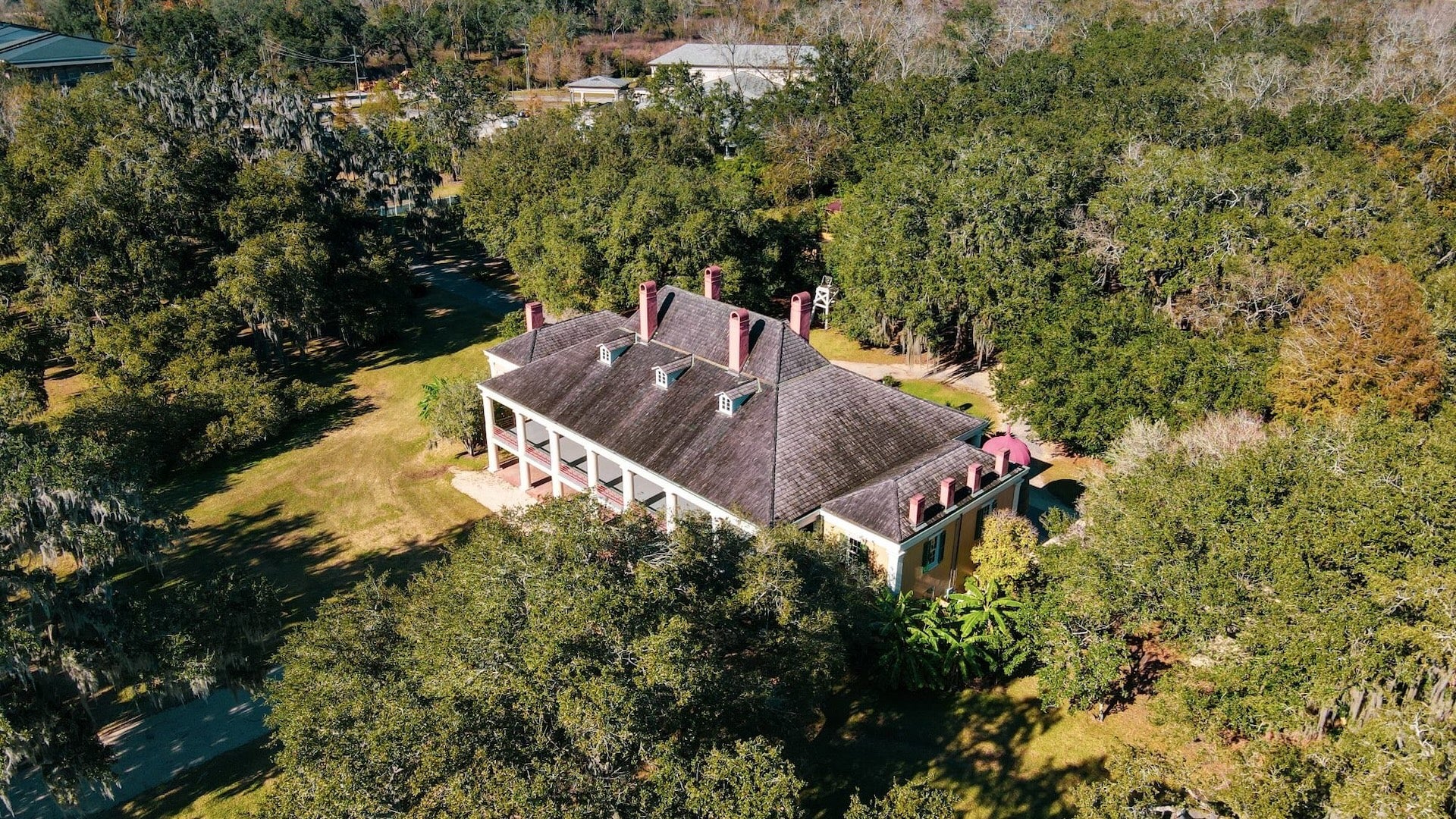 aerial view of a big house in the plantation