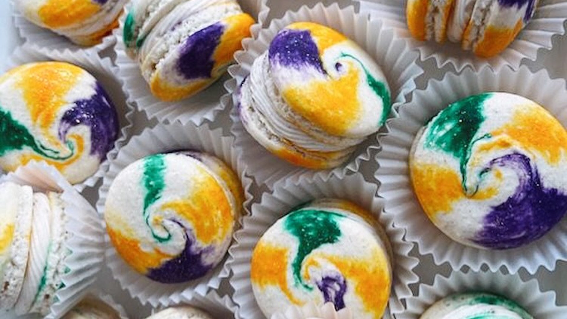 Mardi Gras colored macarons