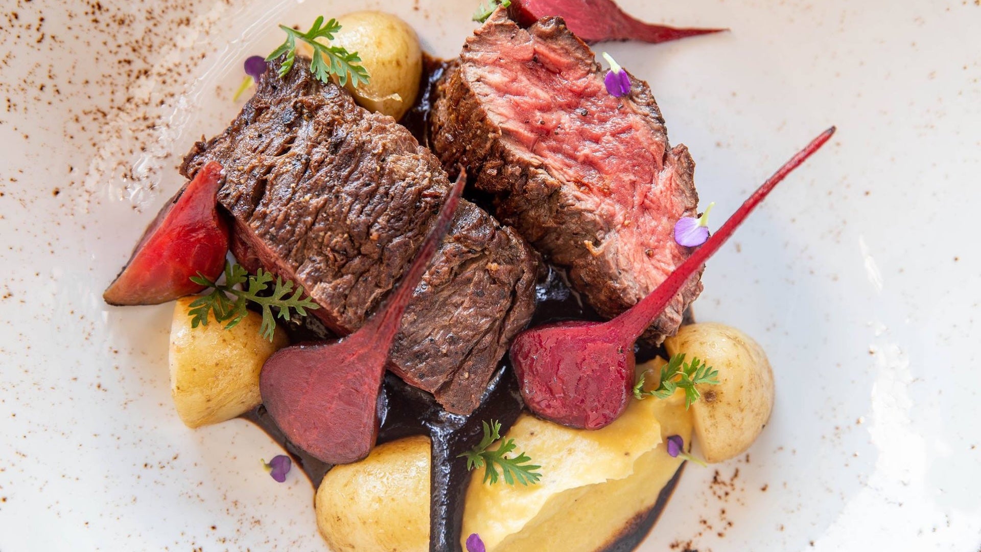 steak with potatoes