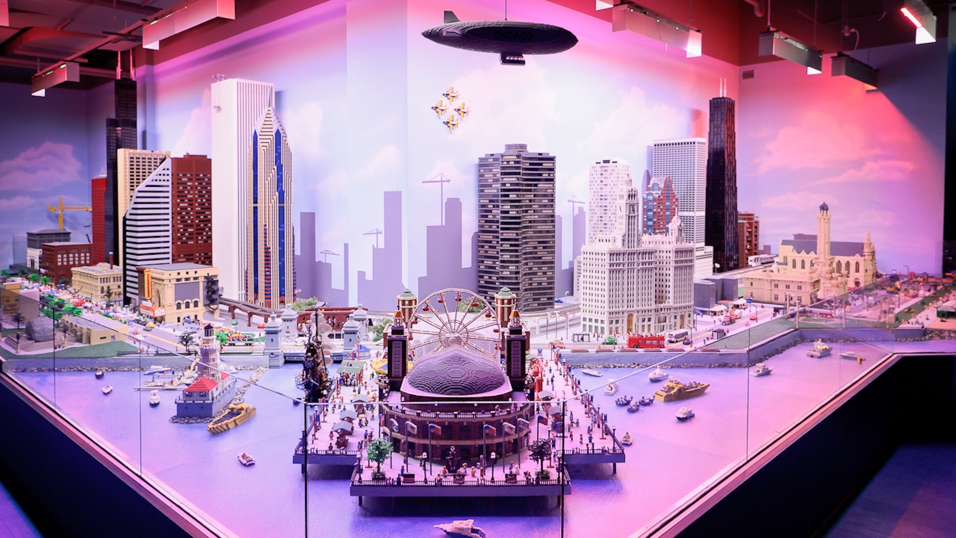 Mainland of the Chicago skyline at LEGOLAND Chicago